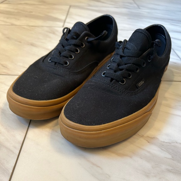 Vans Era - Picture 1 of 3